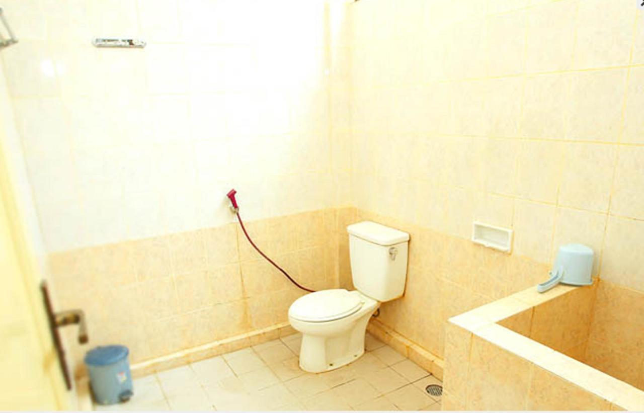 Langensari Hotel Cirebon Bagian luar foto
